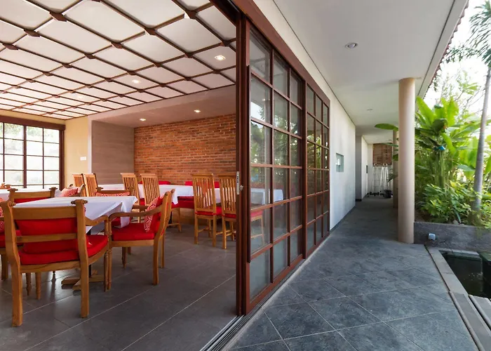 Art Villas *
